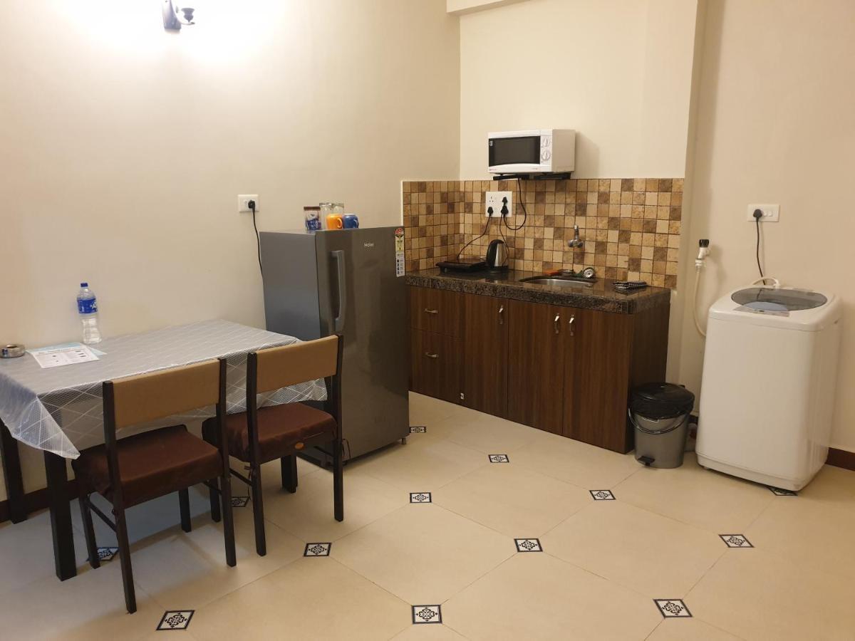 Coastal Suites Apart-Hotel Colva Esterno foto